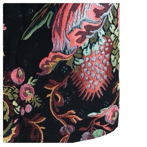 English Rose Metallic Floral Knit Mini Skirt NEW - Size Medium - Picture 3 of 9